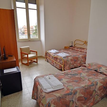 מלון לינגואגלוסה Casa San Tommaso מראה חיצוני תמונה