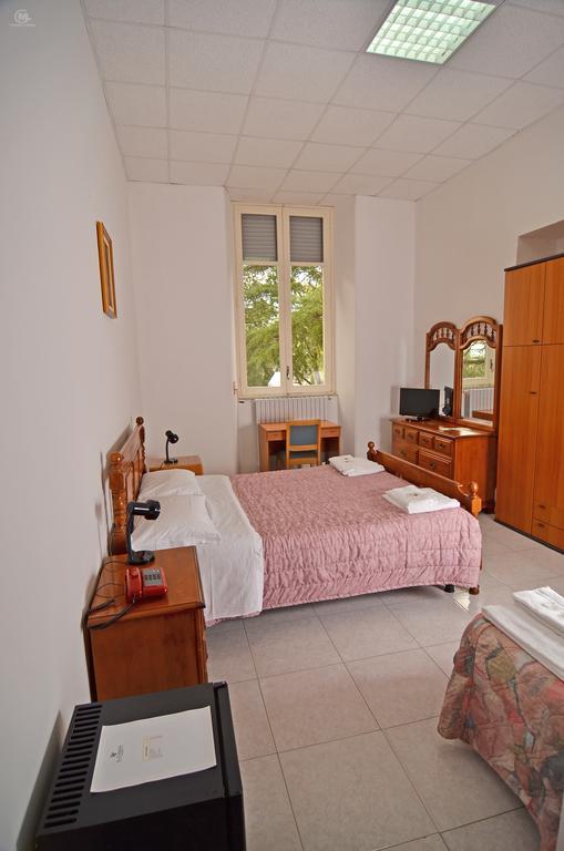 מלון לינגואגלוסה Casa San Tommaso מראה חיצוני תמונה