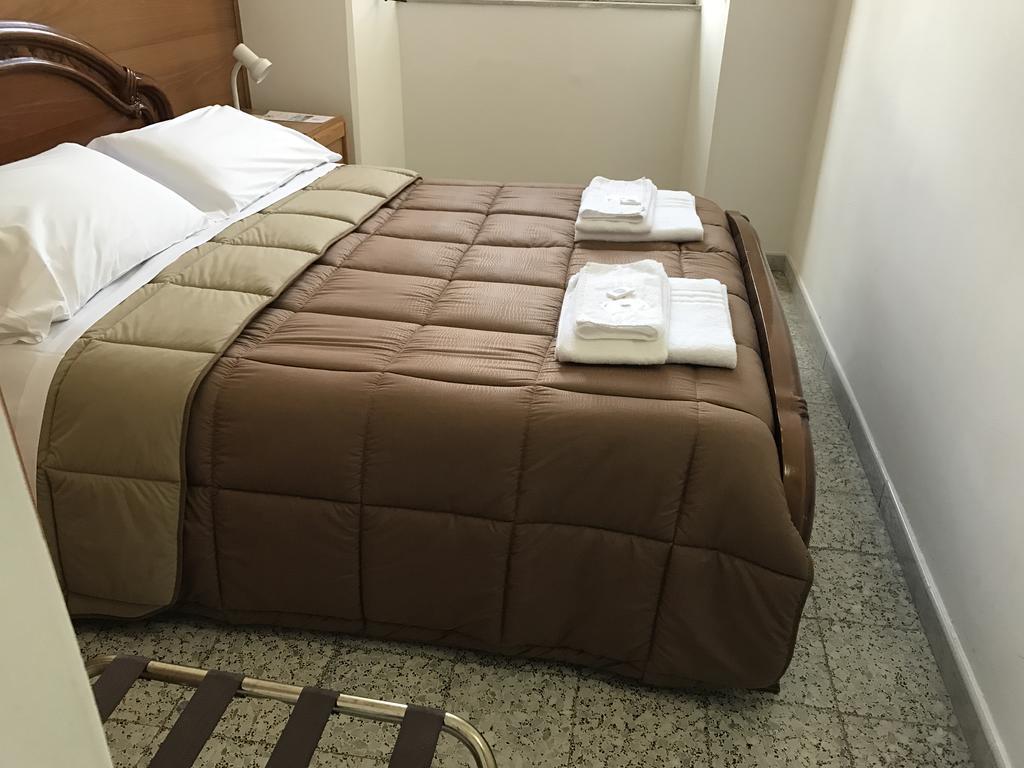 מלון לינגואגלוסה Casa San Tommaso חדר תמונה